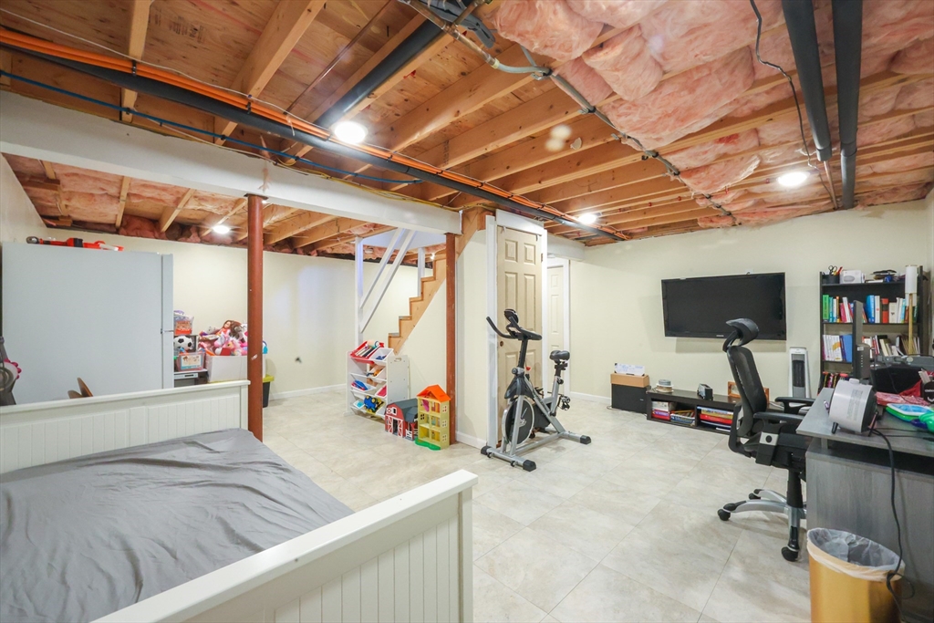 52 Galway Dr, North Attleboro