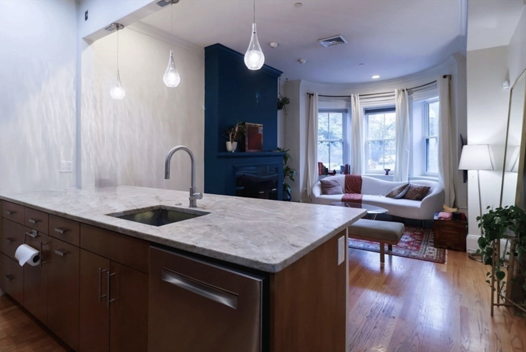 85 Saint Botolph St, Back Bay