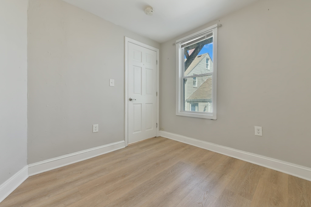 10 Howell Ct, Chelsea