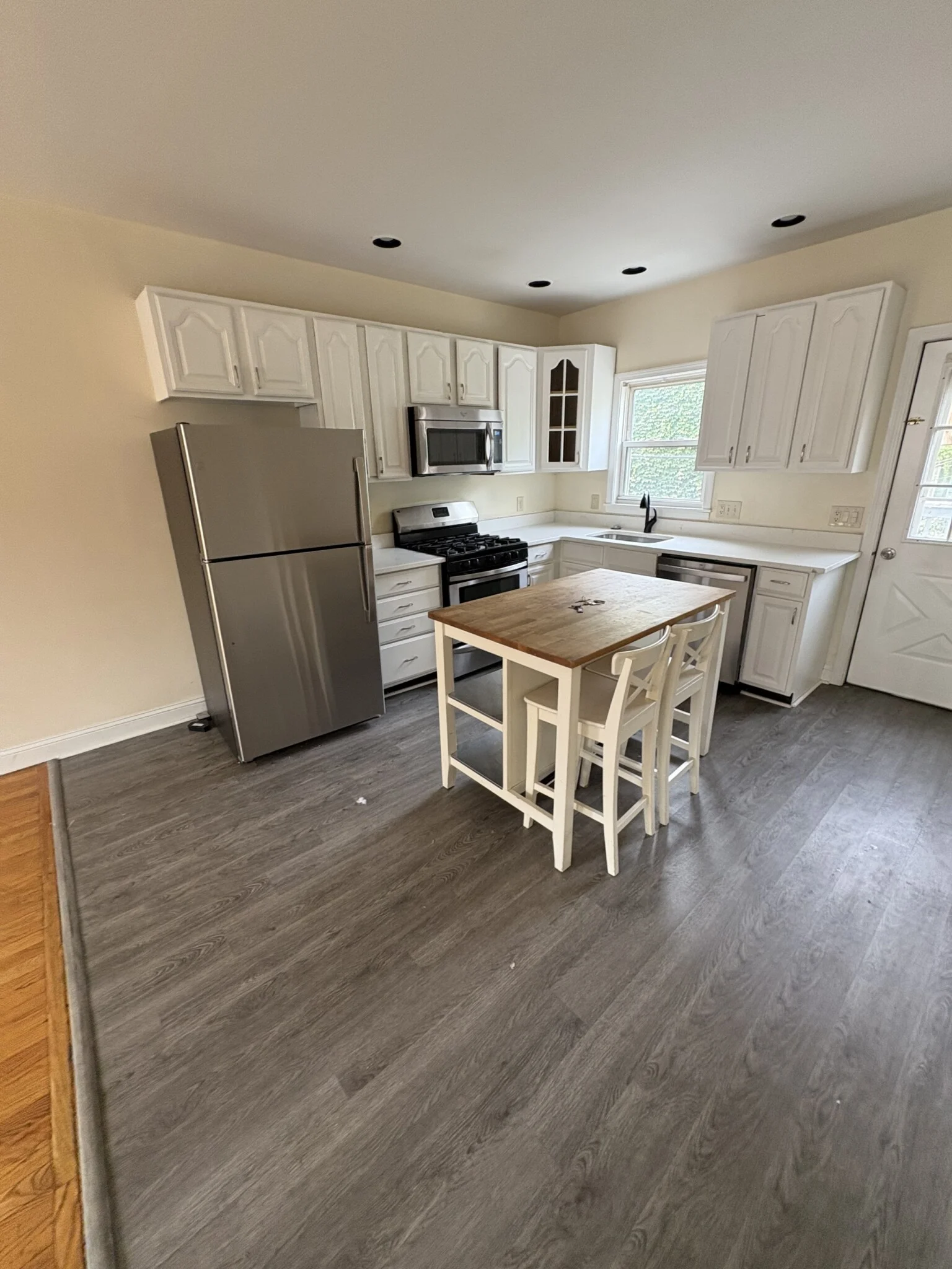 140 D St, South Boston