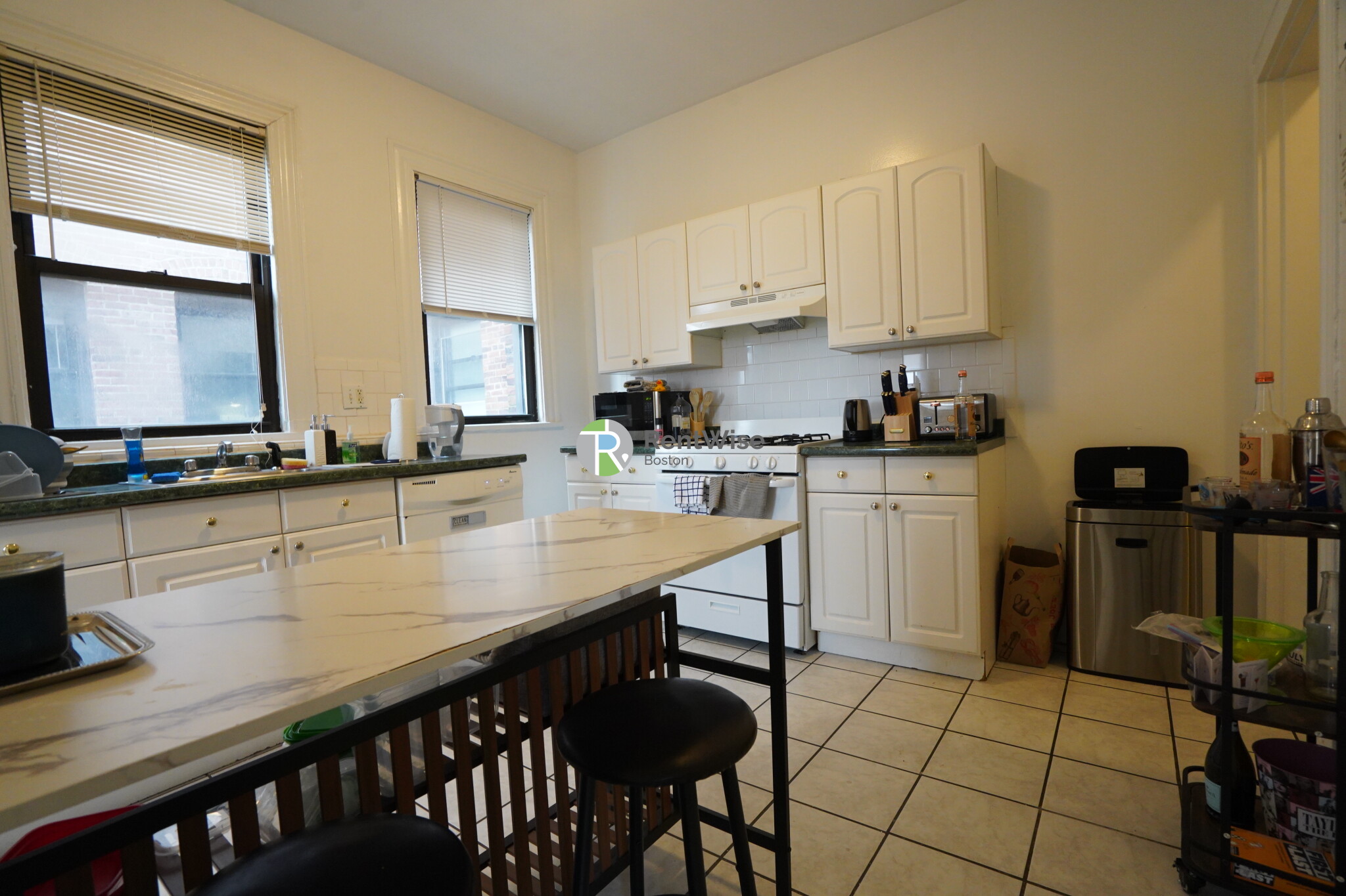 72 Gardner St, Allston