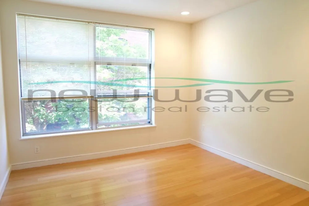 601 Albany St, South End