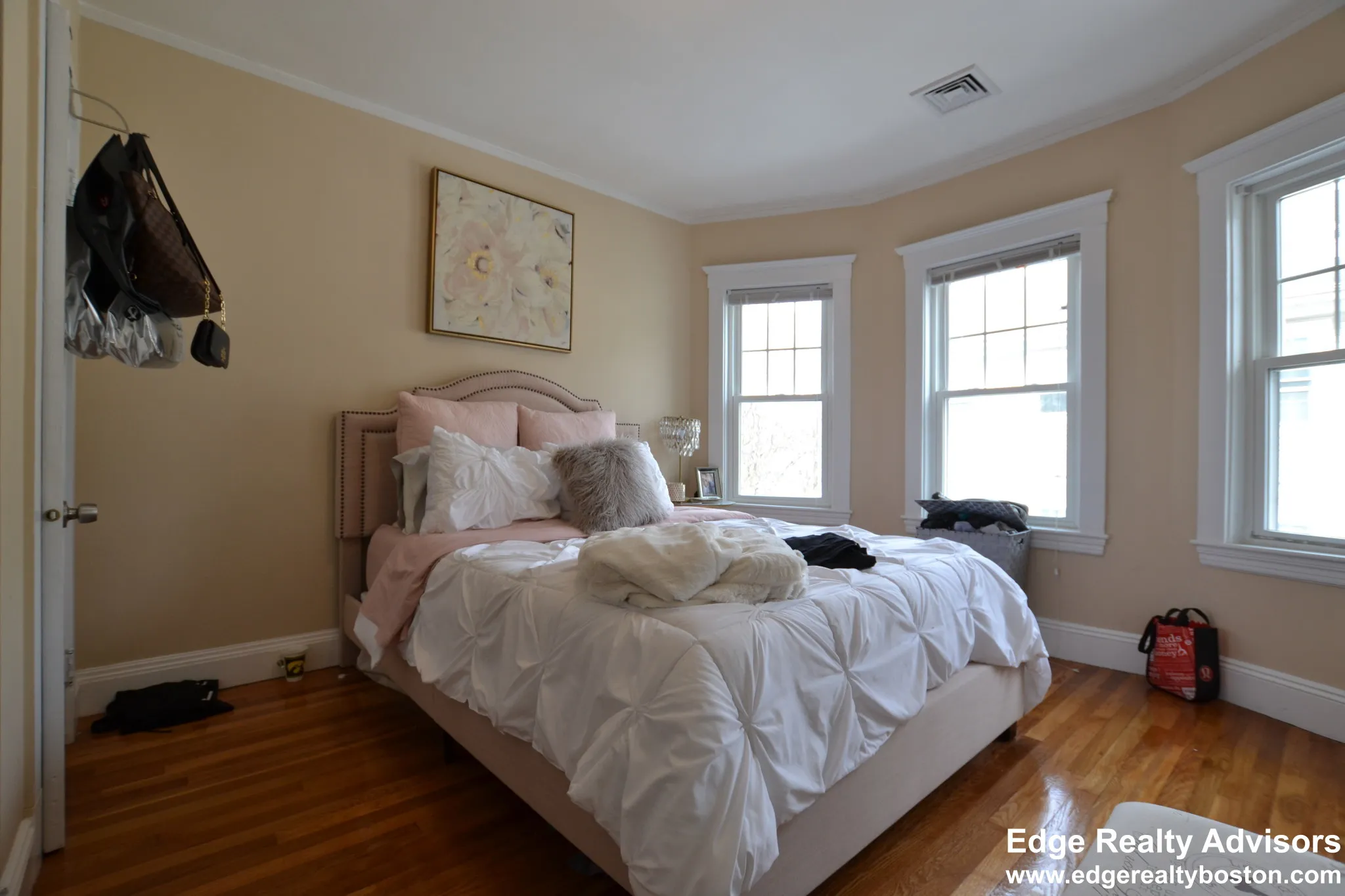 65 Bennett St, Oak Square