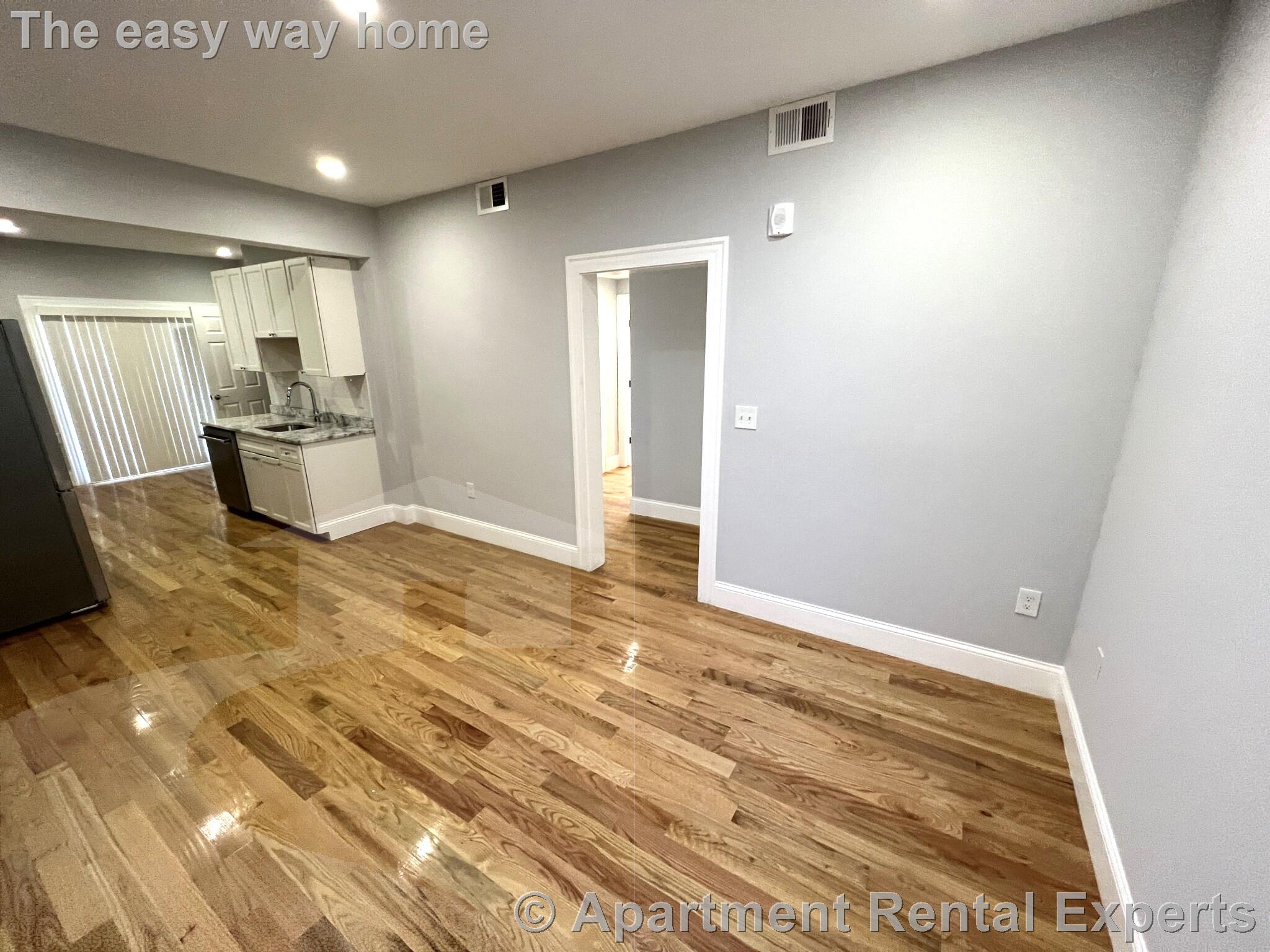 374 Oxford St, Porter Square