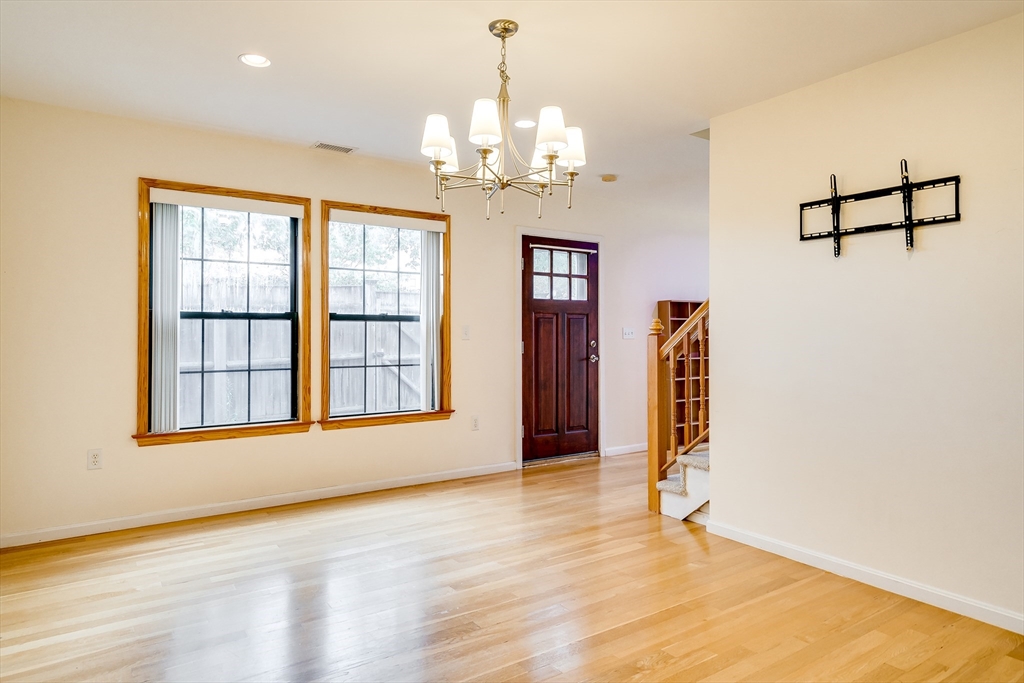 210 Broadway, Everett