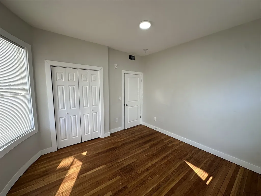 34-36 Abbotsfield St, Roxbury