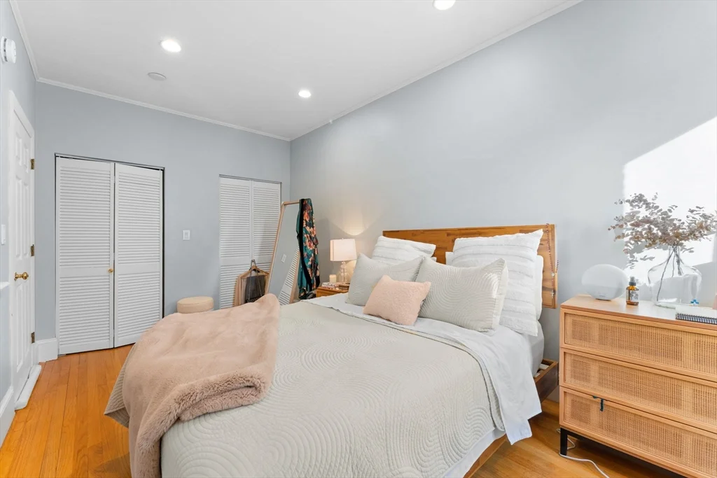 280 Commonwealth Ave, Back Bay