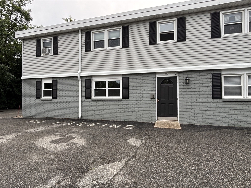 119 Knight Ave, Attleboro