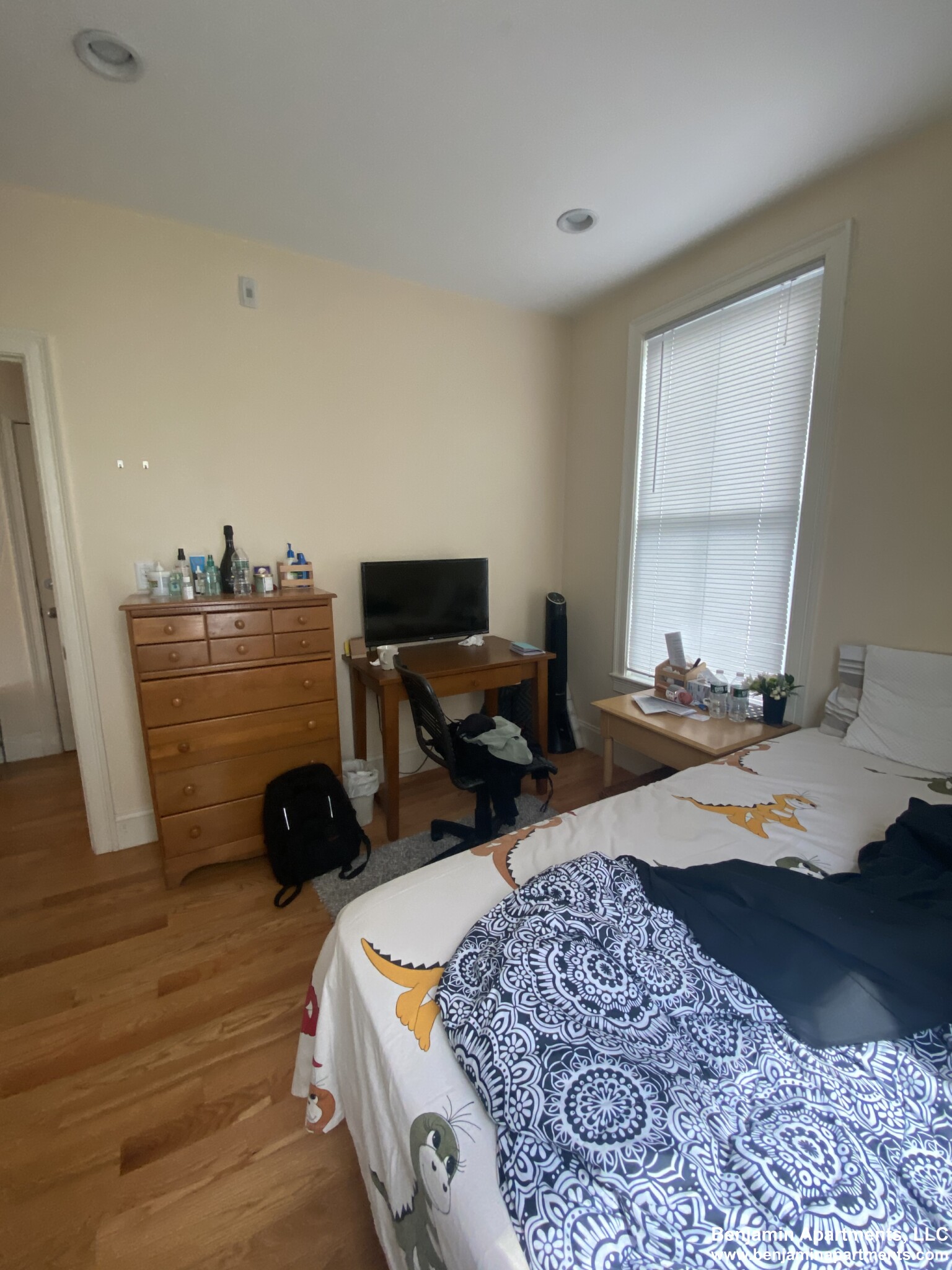 11 Sparhawk St, Oak Square