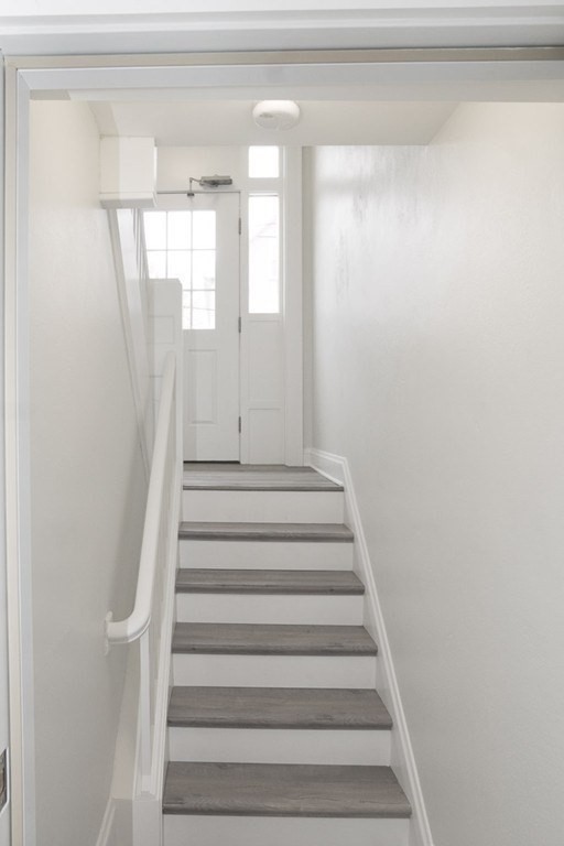 92 Ocean Ave, Swampscott