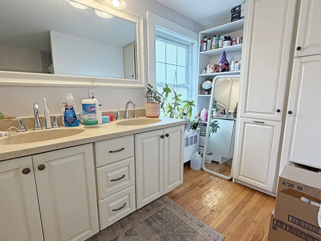 75-77 Dale St, Waltham