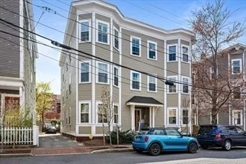 35 Magnolia Ave, Central Square