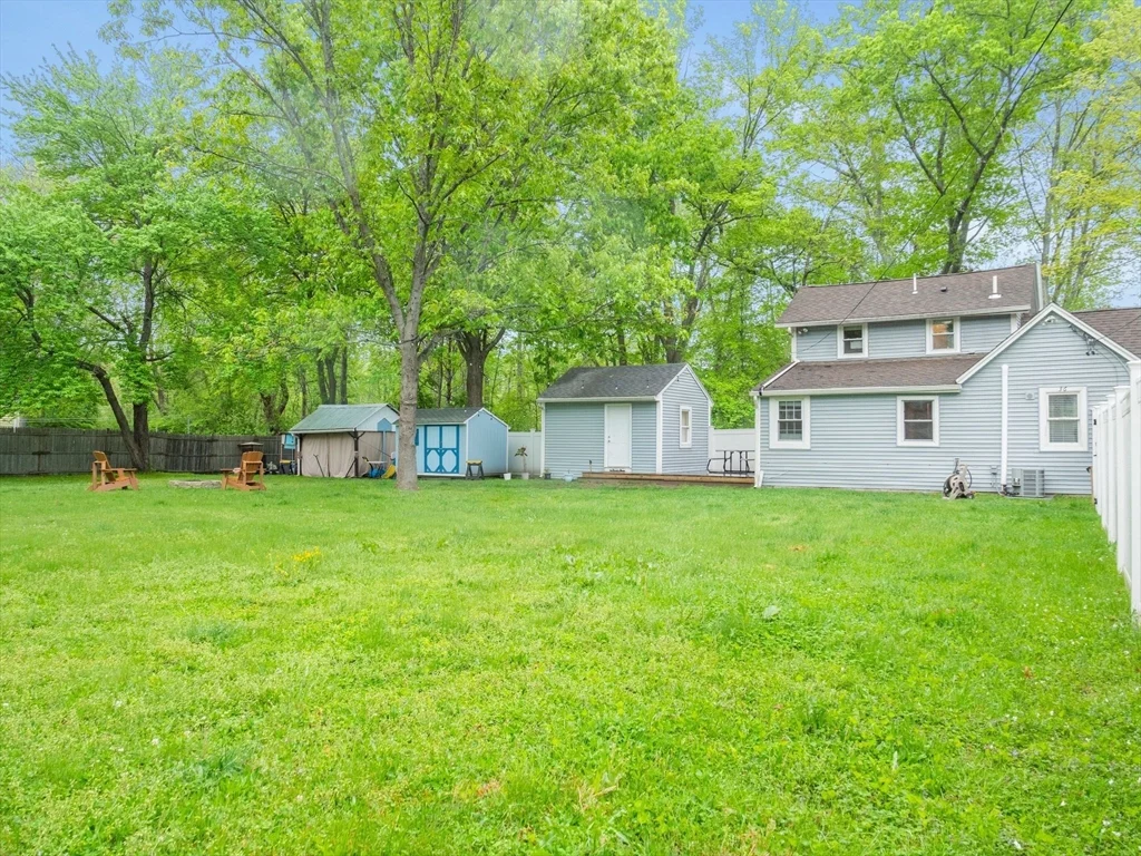 36 Brackett Rd, Ashland