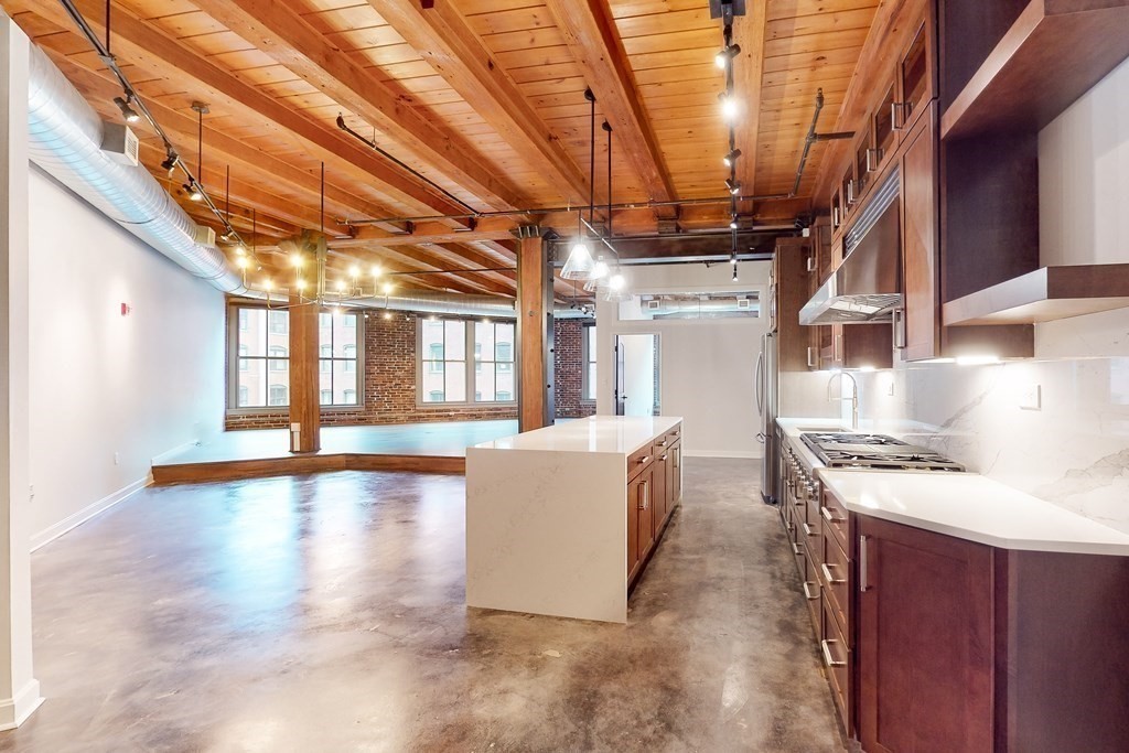 35 Channel Center St, Seaport District