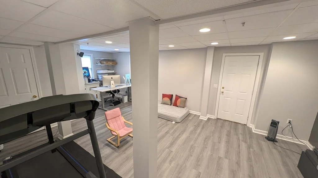 20 Winterberry Way, Bedford