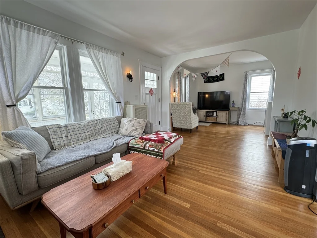 625 Summer St, Arlington