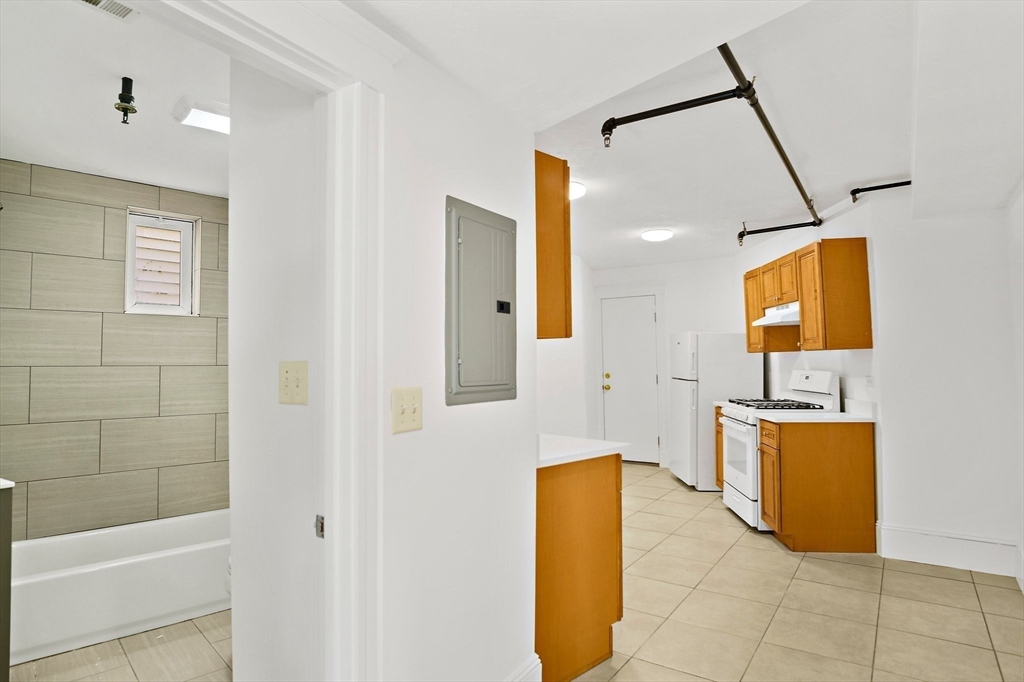 2 Walnut, Dorchester