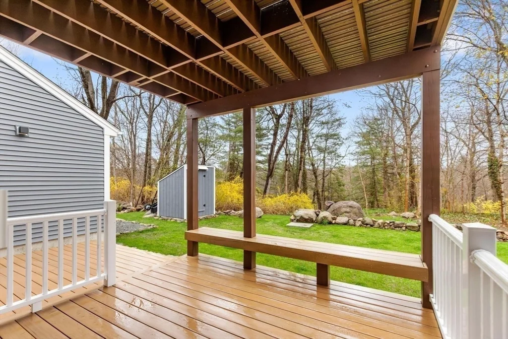 26 Lyndale, West Gloucester
