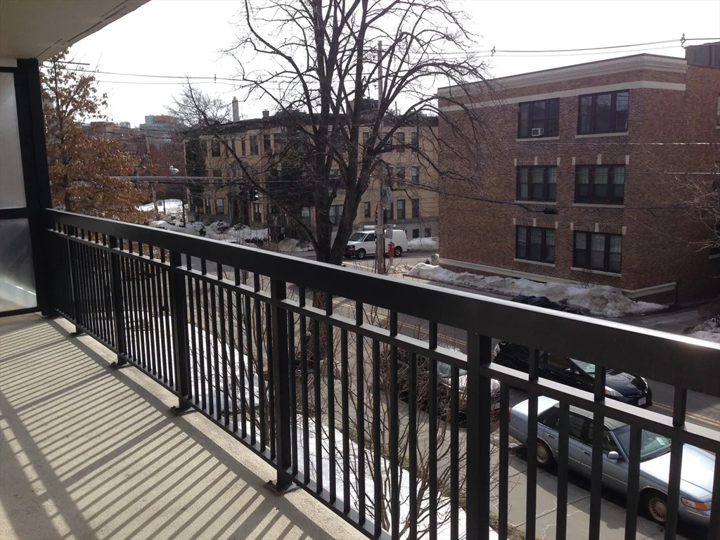 60 Longwood, Coolidge Corner