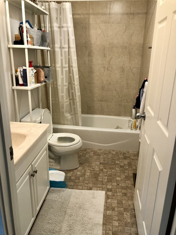 454 Franklin St, Riverside