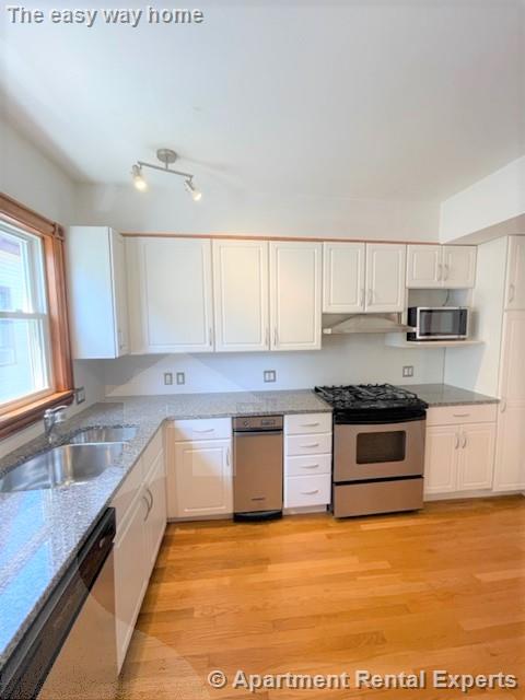 15 Conwell St, Davis Square