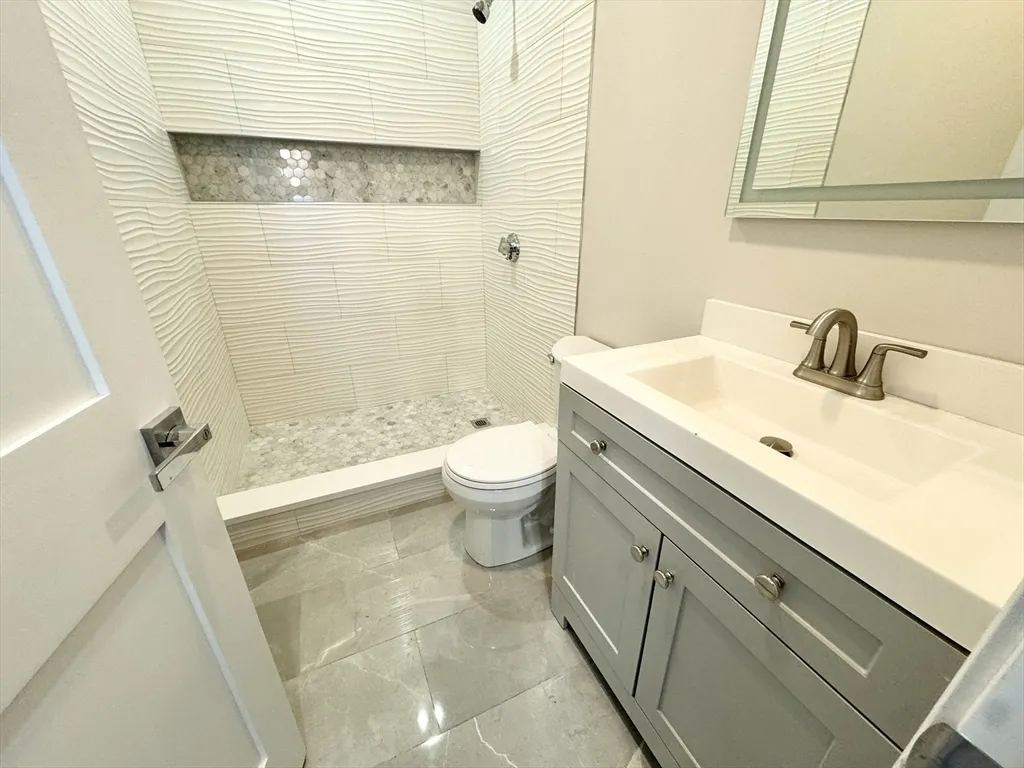 55 Burrell St, Roxbury