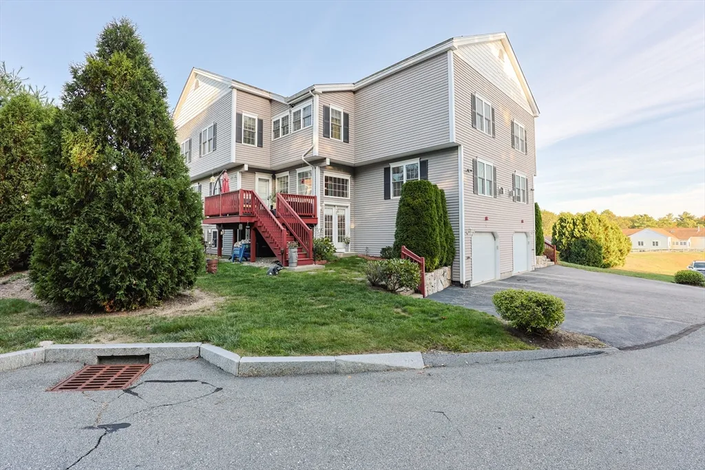 8 Patriots Blvd, Hopkinton