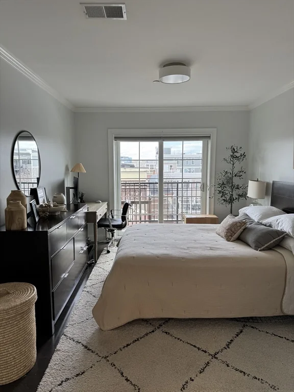 728 East Broadway, South Boston