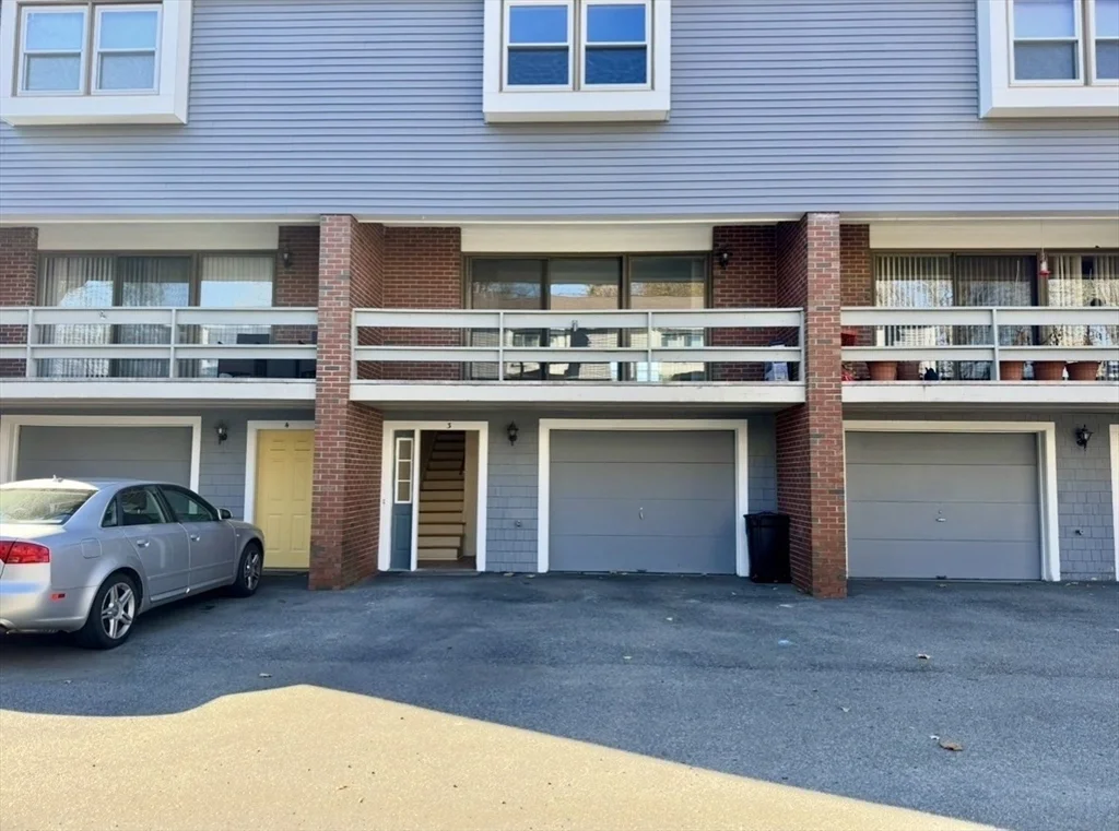 168 Pine St, Danvers