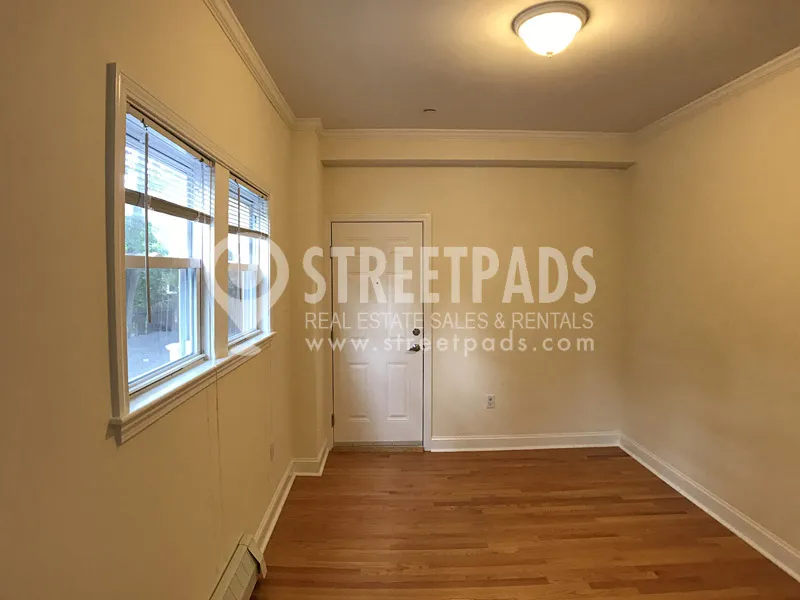 1 Langdon Sq, Neighborhood Nine