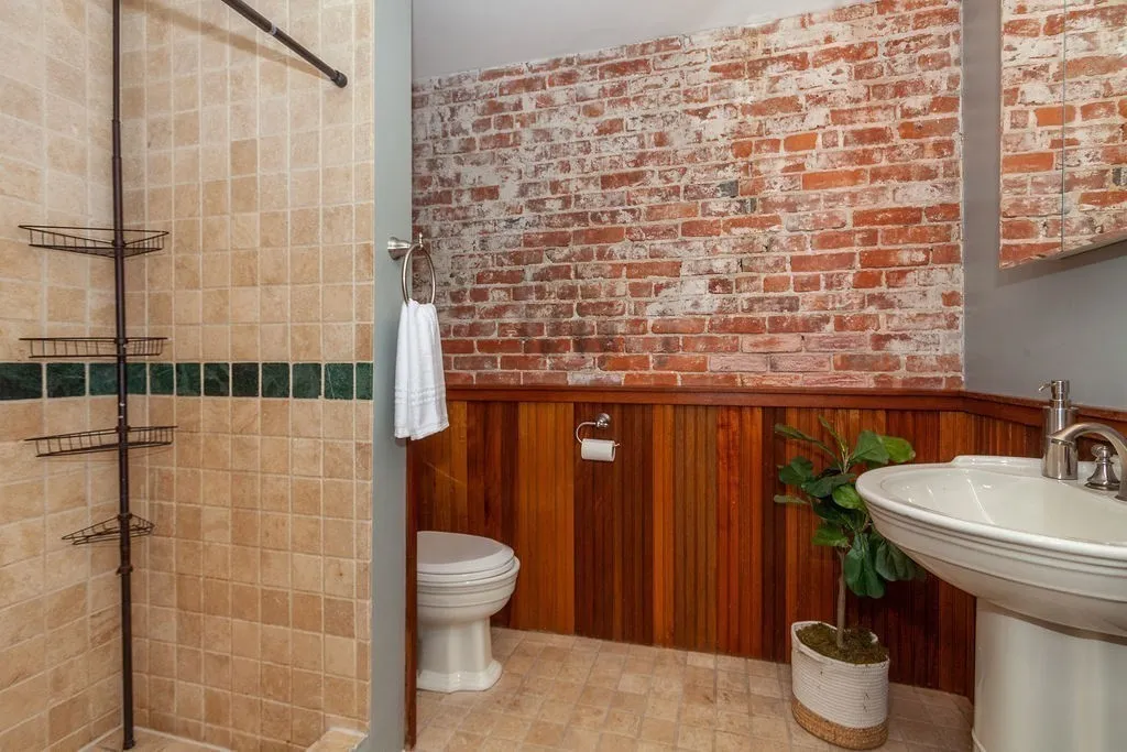 797 Columbia Rd, Boston