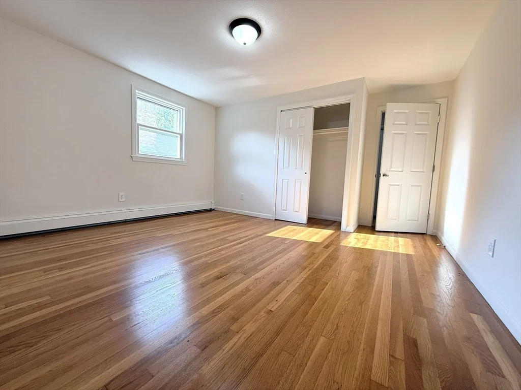 5 Middle St, Lexington