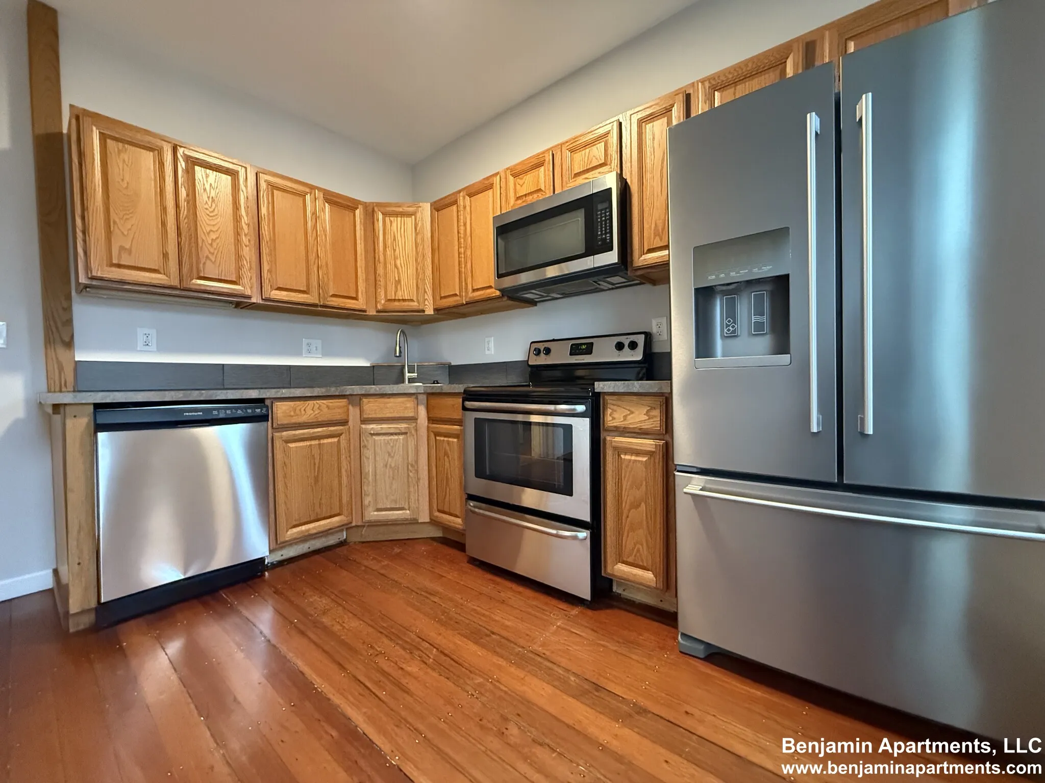 1 Folsom Ave, Mission Hill