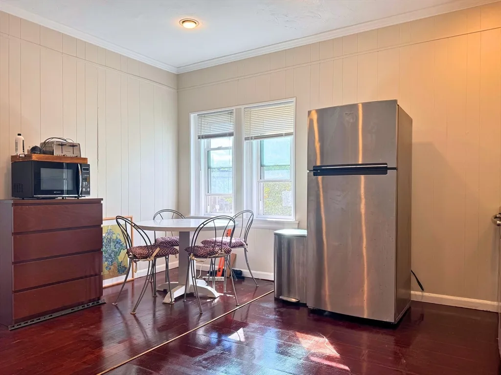 3 Englewood Ave, Columbus Park