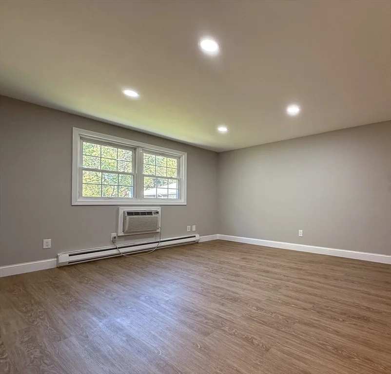 96 Richardson Rd, Chelmsford