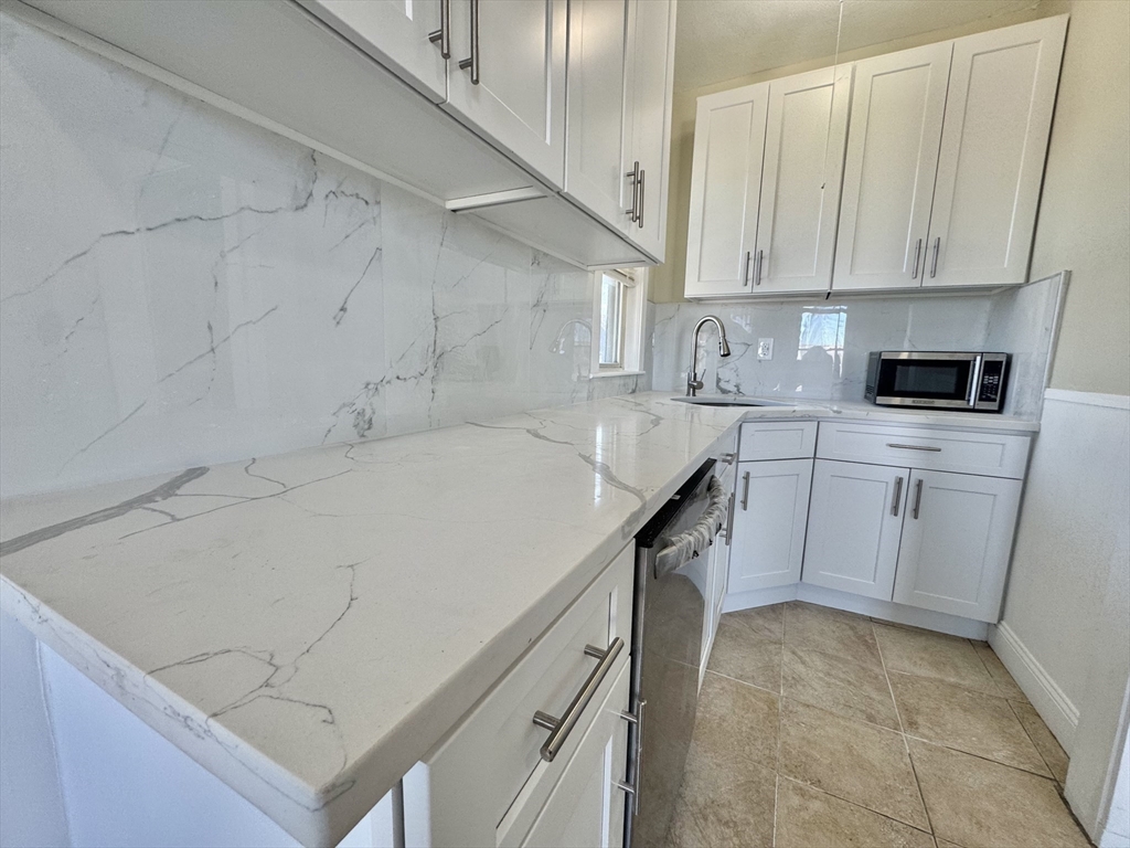 961-963 Broadway, Everett