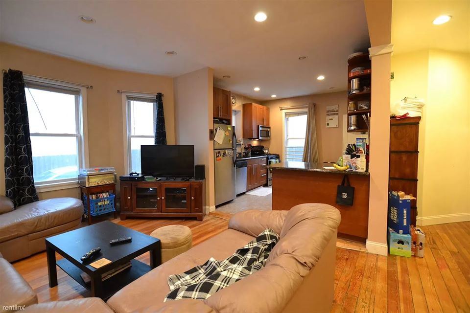 8 Montfern Ave, Oak Square