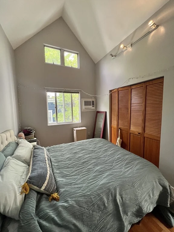5 Fort Washington Pl, Cambridgeport
