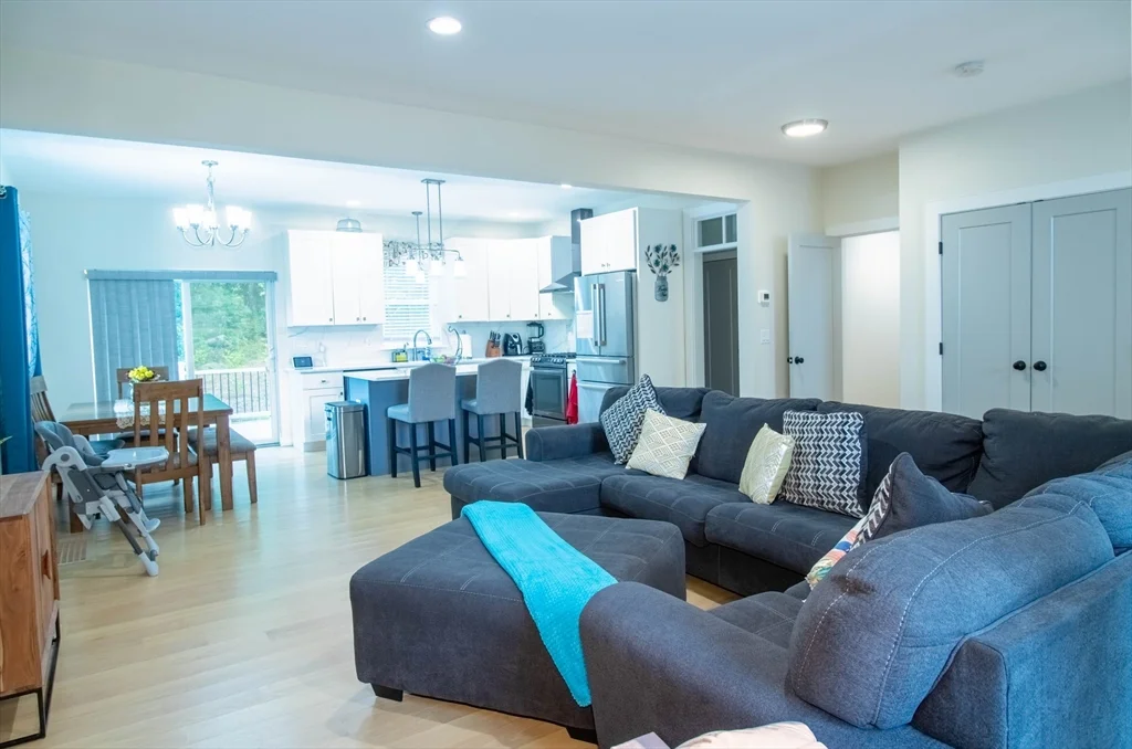 5 Morse Ave, Plainville