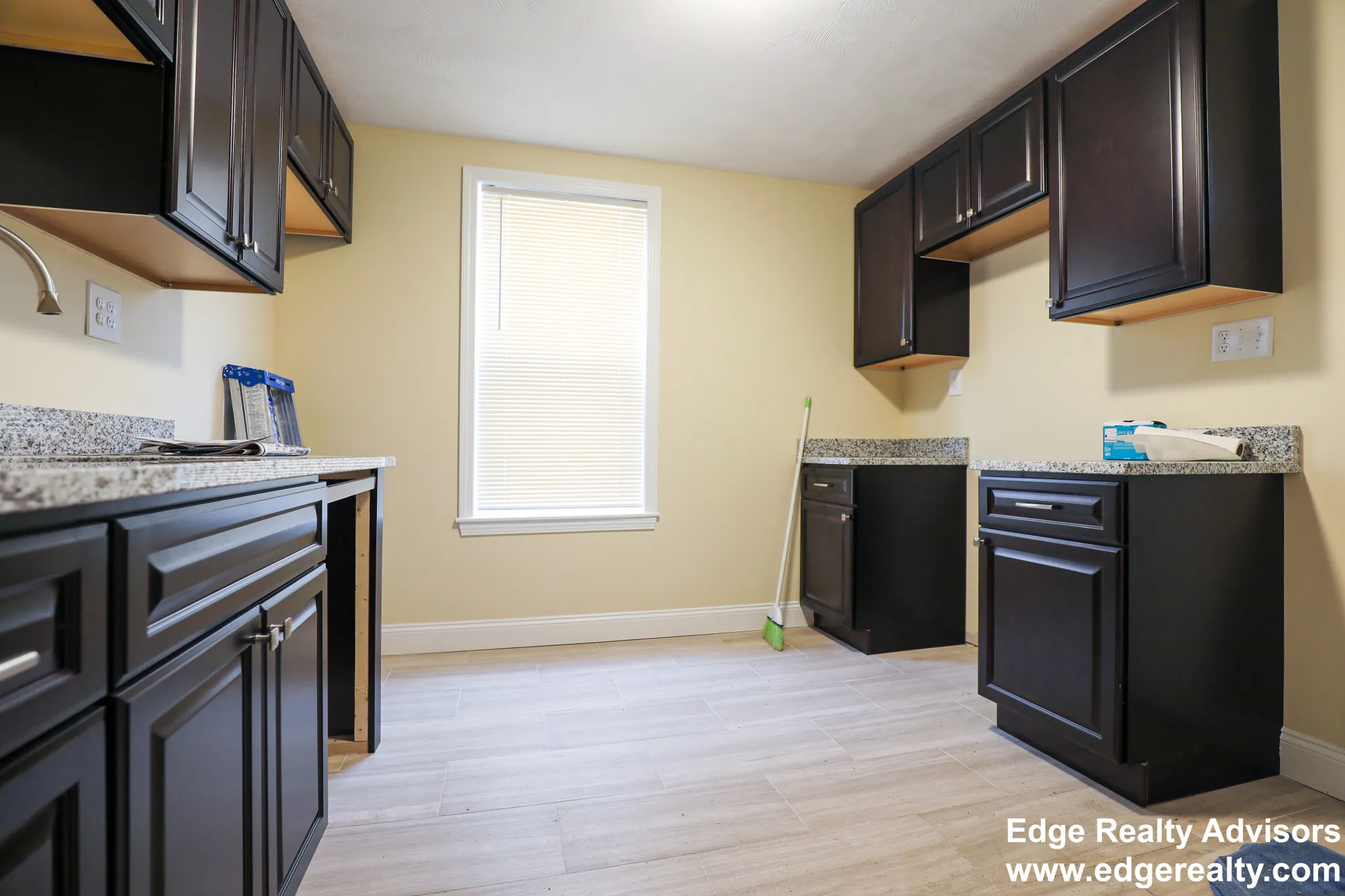 34 Pratt St, Allston