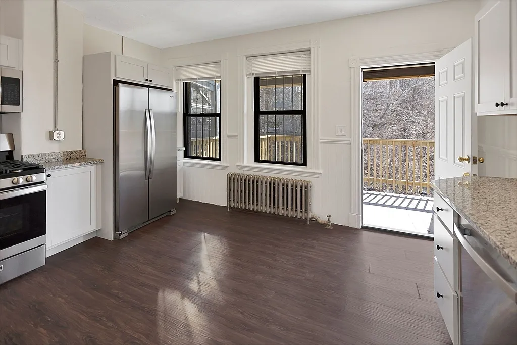 868 Huntington Ave, Coolidge Corner