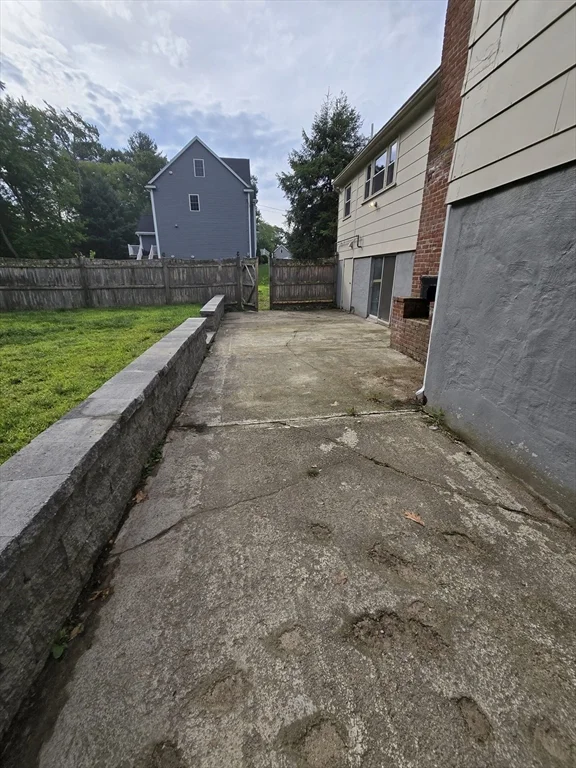 399 Shawsheen Ave, Wilmington