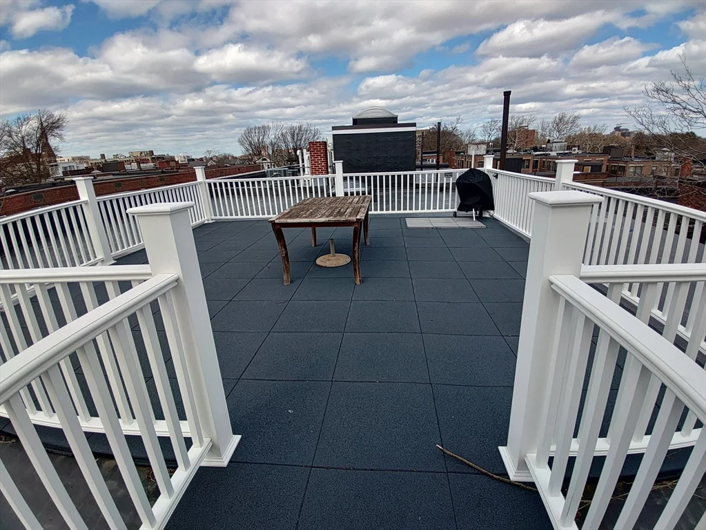 22 Alton, Coolidge Corner