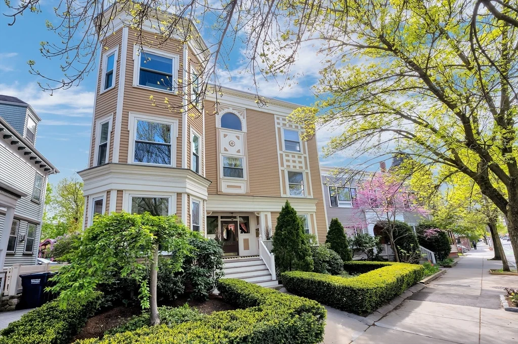 1524 Cambridge St, Mid Cambridge