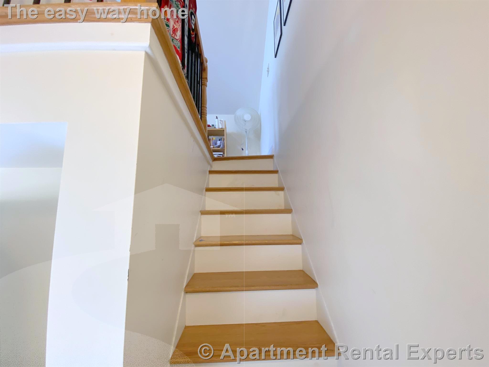 126 Pine St, Central Square