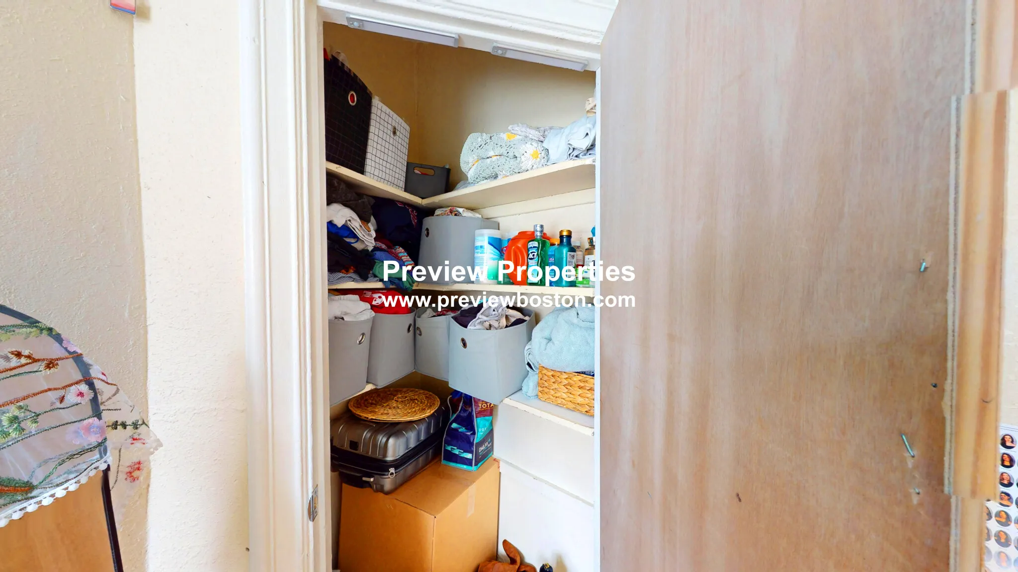 86 Hammond St, Roxbury