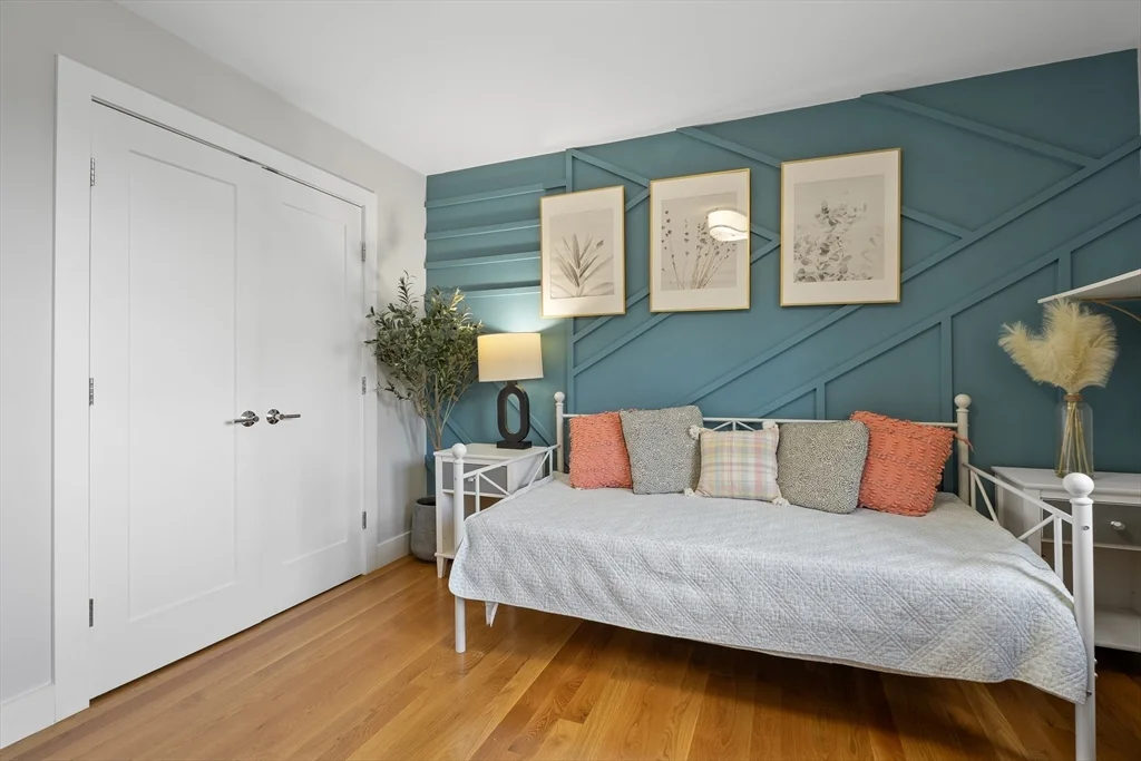 65 Lancaster Rd, Arlington