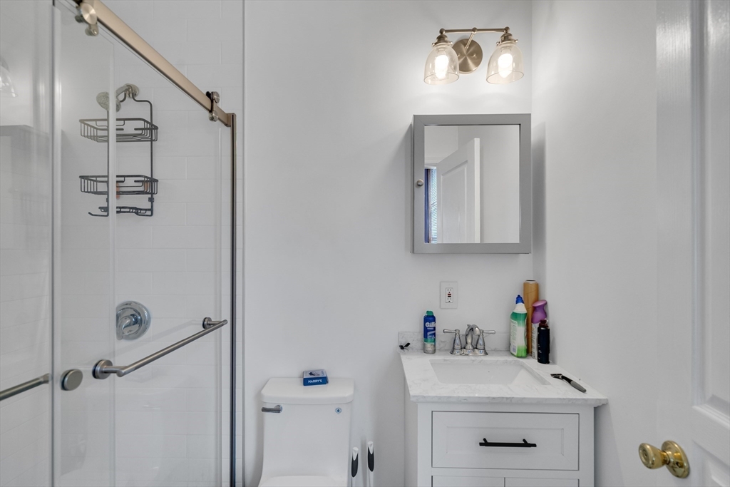 53 Gardner St, Allston