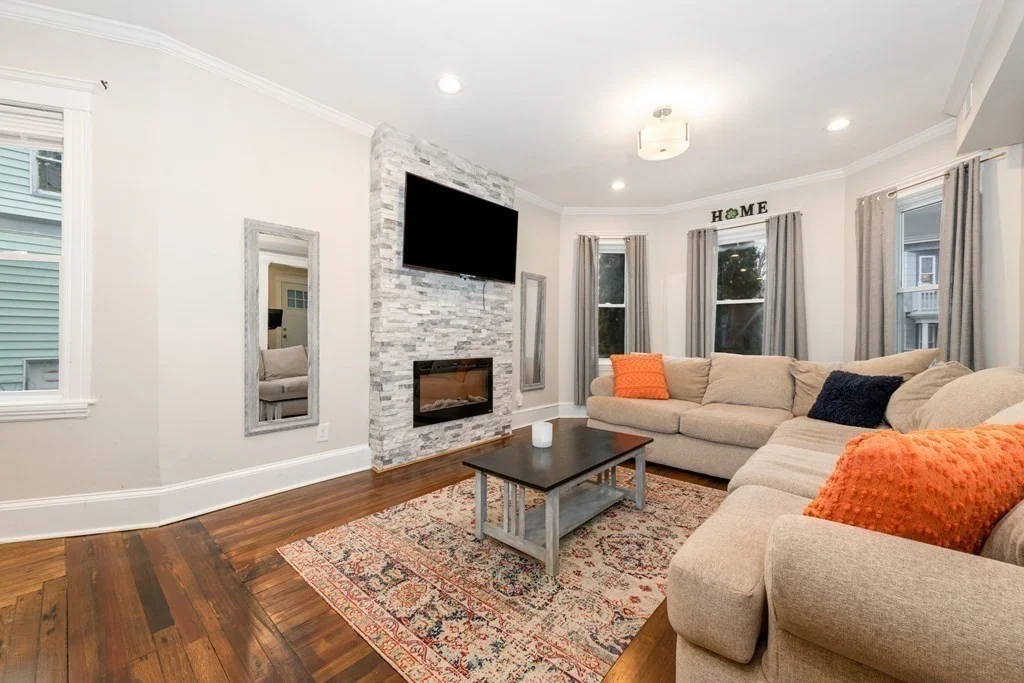 30 Larchmont St, Dorchester