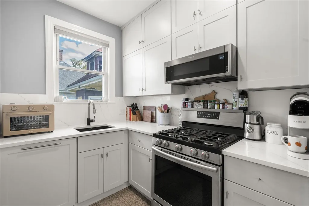 118 Franklin St, Brookline Village